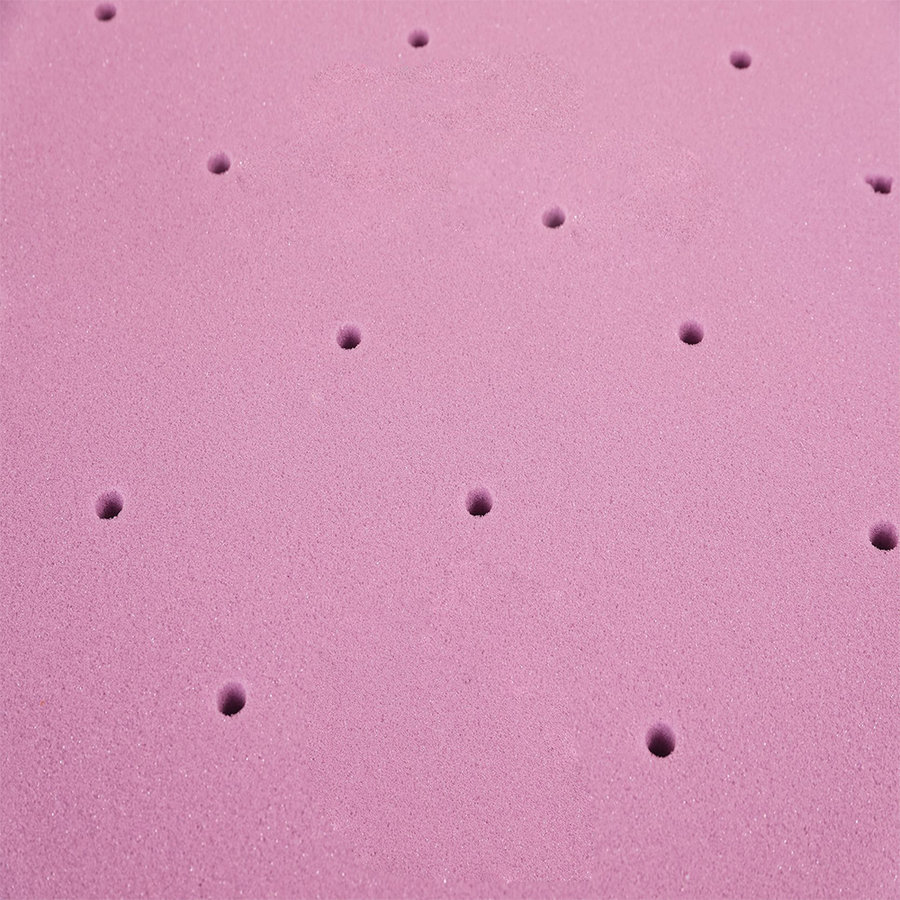 Perforert memory foam madrass